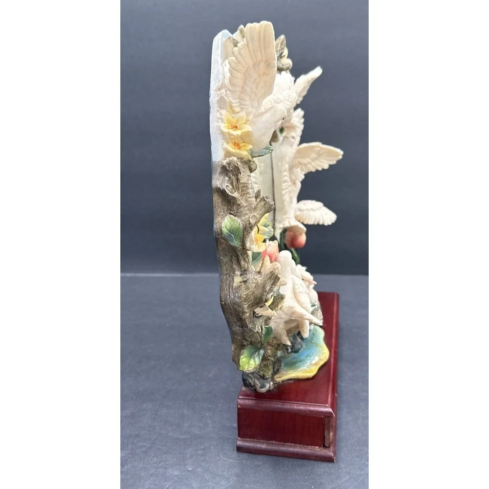 Vintage White Doves &‎ Flowers Porcelain Figurine Mirror Woodland Birds Vanity